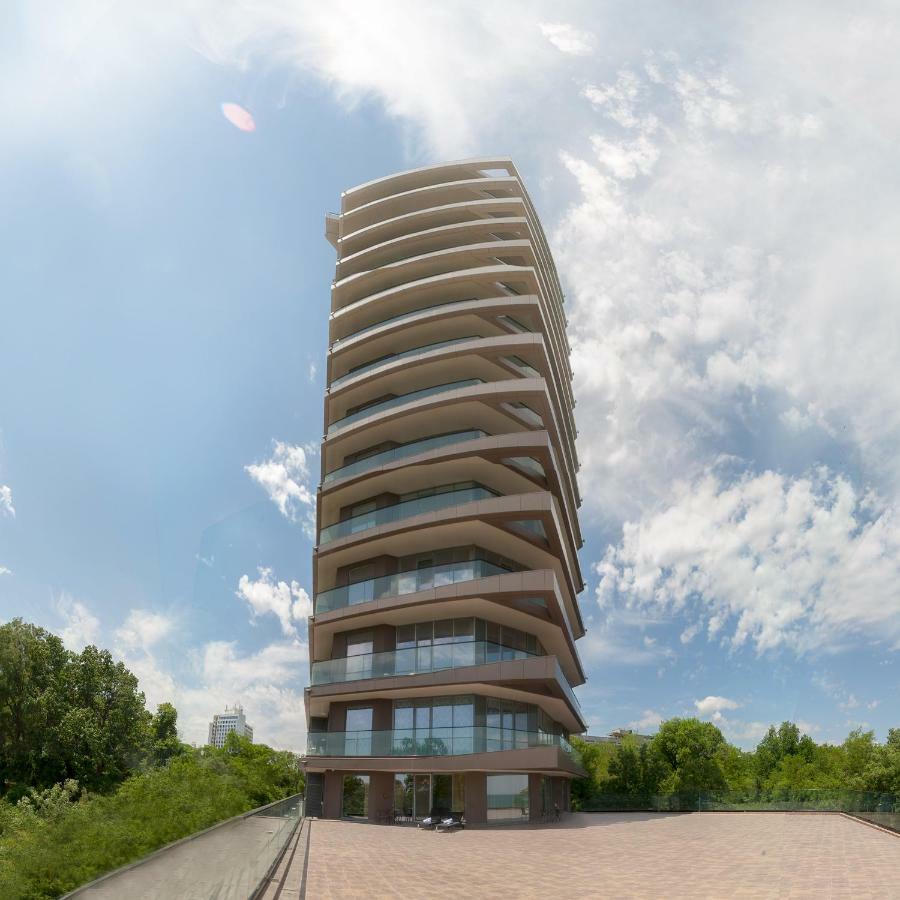 Green Apartments Одесса Экстерьер фото