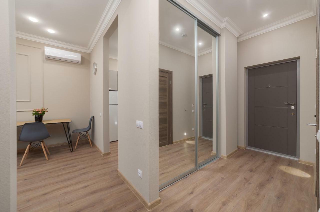 Green Apartments Одесса Экстерьер фото