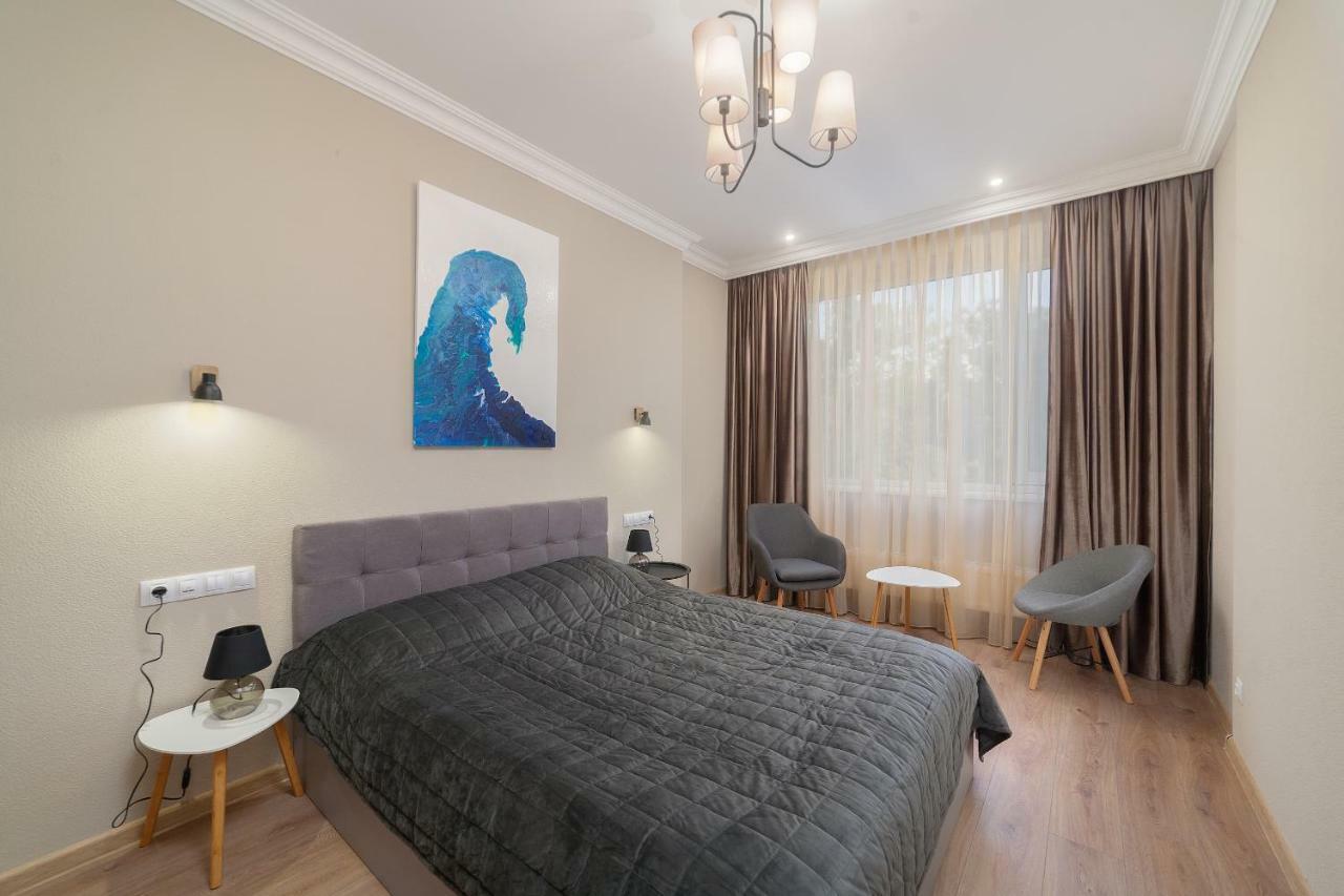 Green Apartments Одесса Экстерьер фото