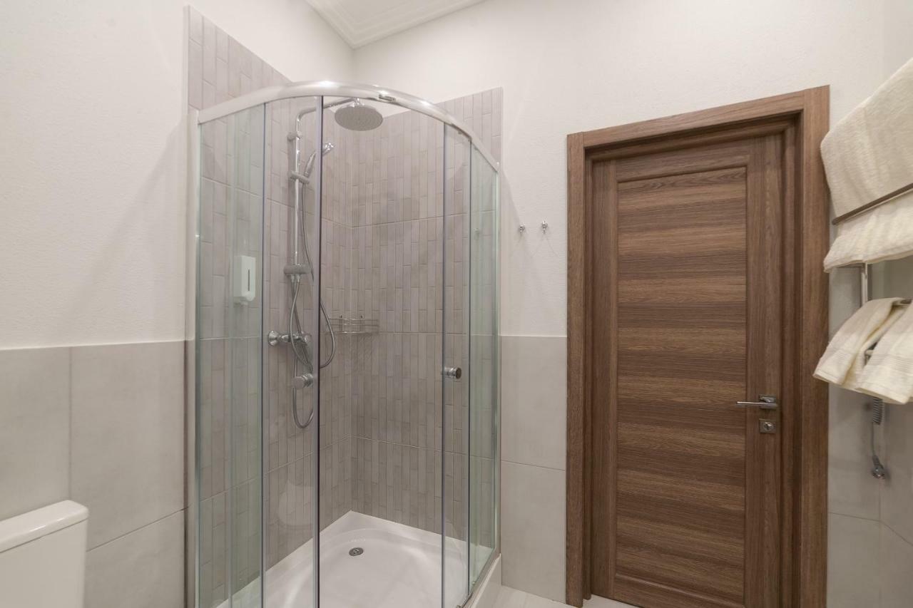 Green Apartments Одесса Экстерьер фото