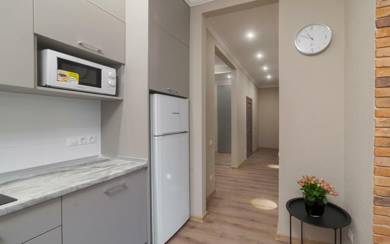 Green Apartments Одесса Экстерьер фото