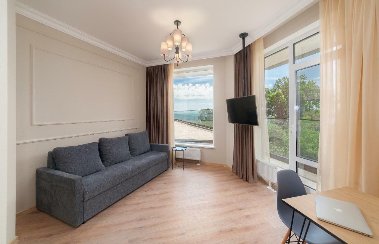 Green Apartments Одесса Экстерьер фото